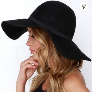 NWT Carmen Sun Diego Black Hat